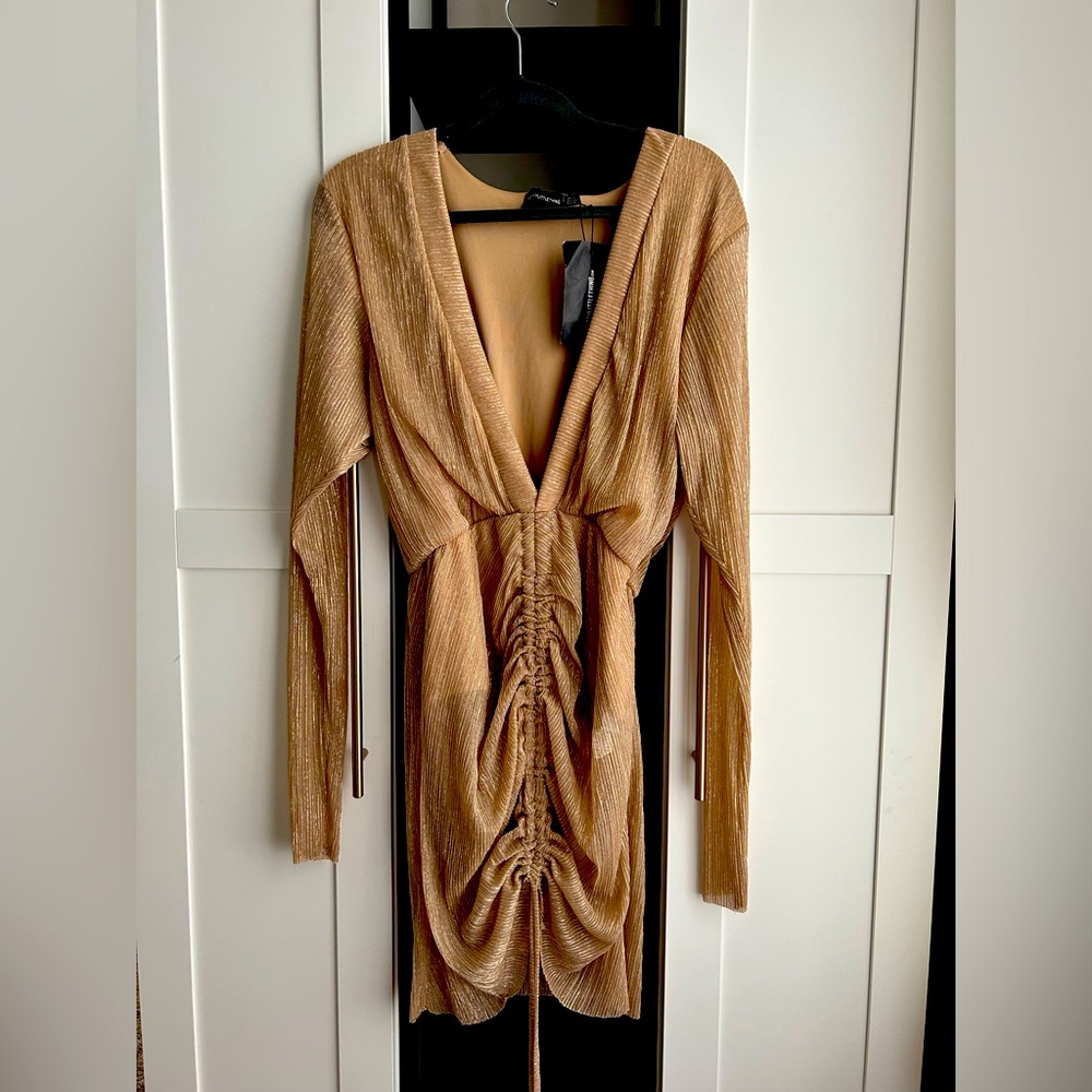 BRAND NEW! Gold shimmer dress. By Pretty Little Things size 16.